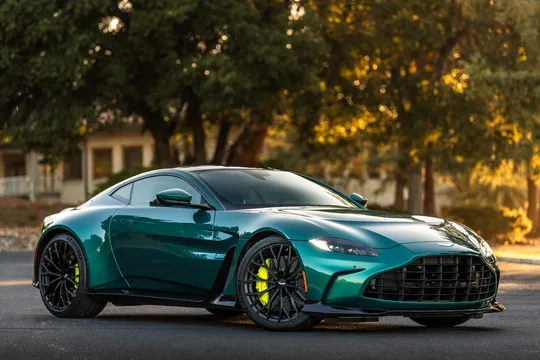 2023 Aston Martin V12 Vantage Coupe
