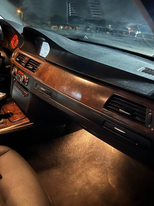 2009 BMW E90 3 Series Sedan - Image 10 of 10