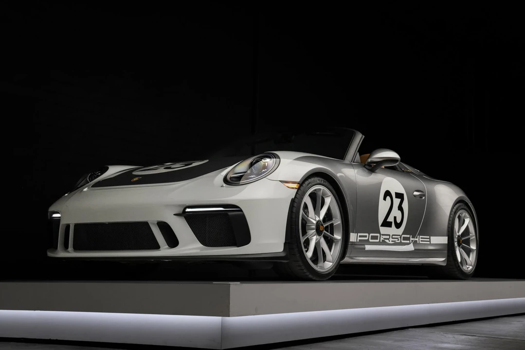 2019 Porsche 991 Speedster - Image 17 of 31