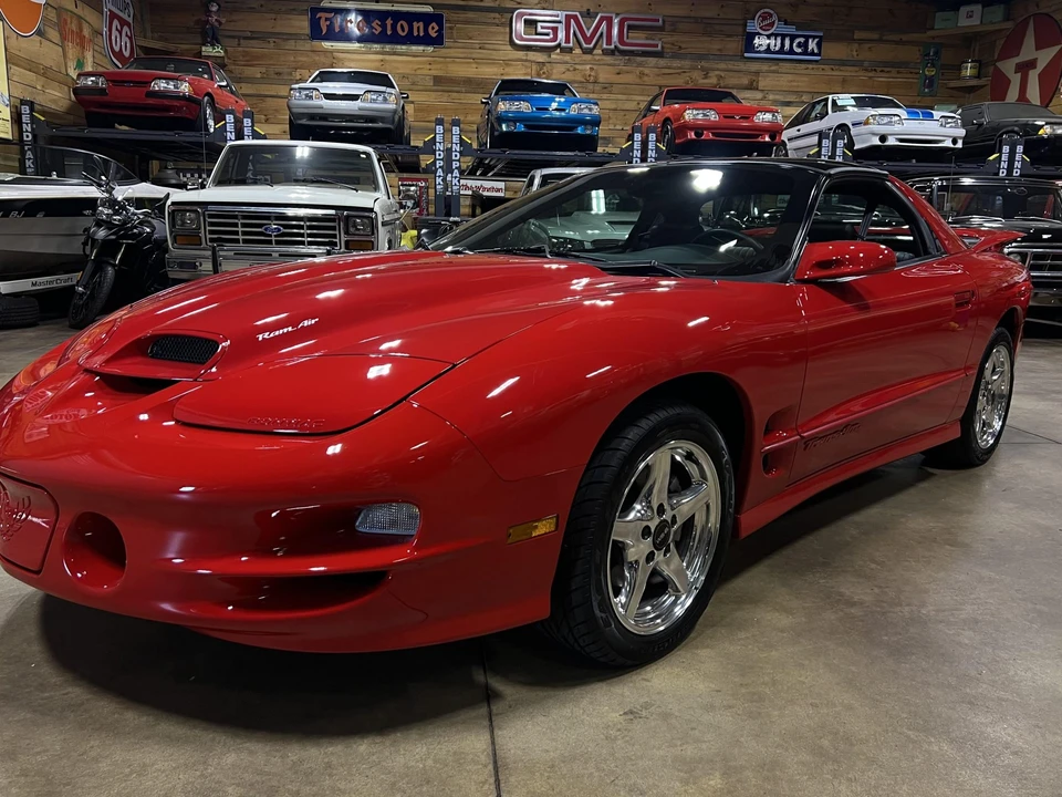 2001 Pontiac Firebird Trans Am 4th Gen - Image 3 of 31