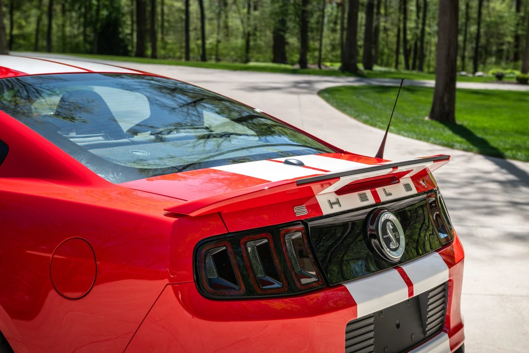 2013 Ford S197 II Shelby Mustang GT500 - Image 26 of 31