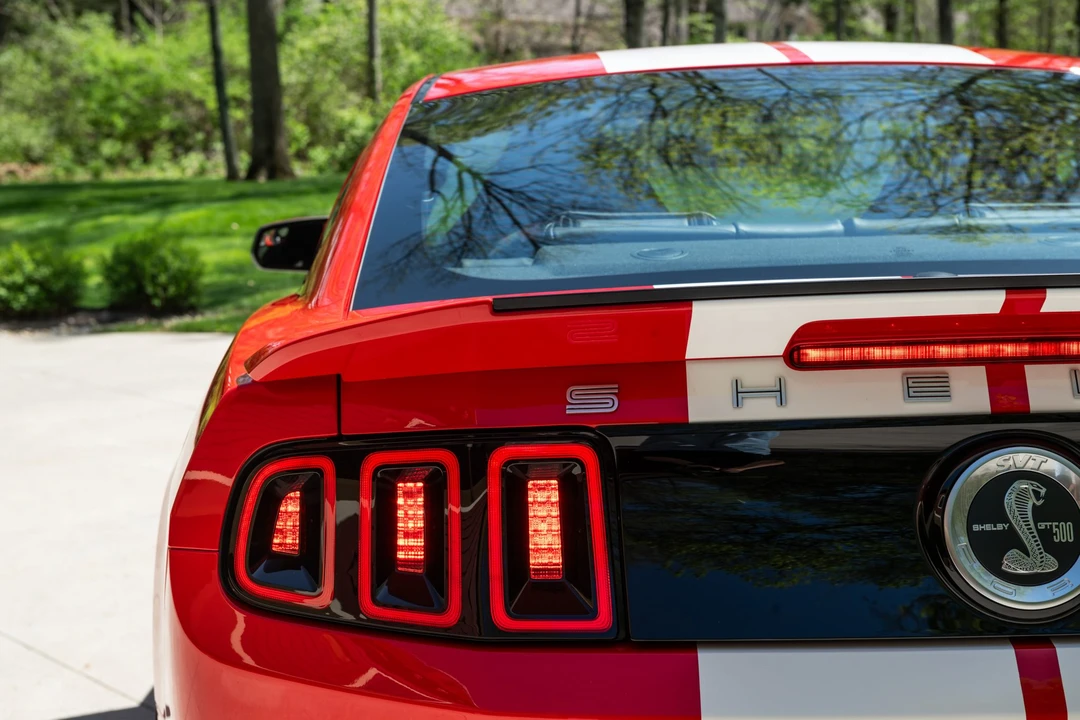 2013 Ford S197 II Shelby Mustang GT500 - Image 13 of 31