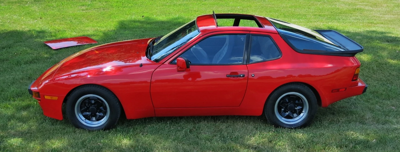 1983 Porsche 944 - Image 4 of 31