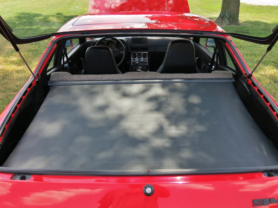 1983 Porsche 944 - Image 27 of 31