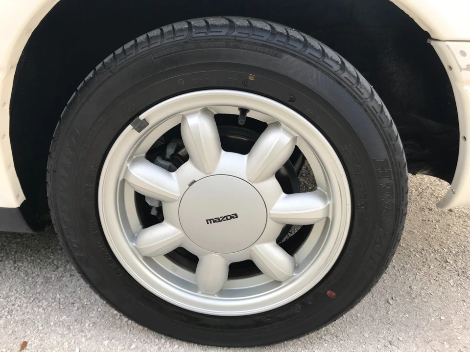1991 Mazda NA MX-5 Miata - Image 24 of 31