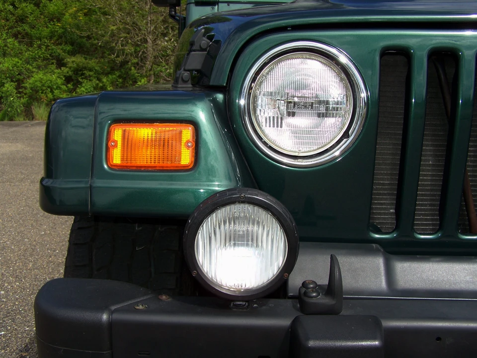 2000 Jeep TJ Wrangler - Image 12 of 31