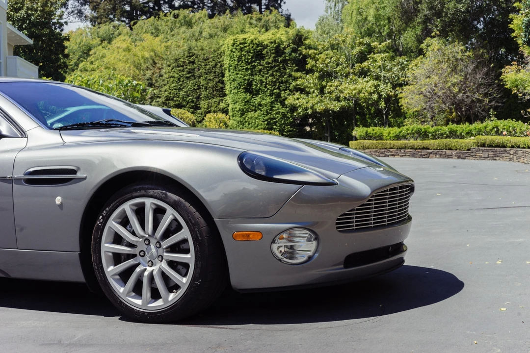 2003 Aston Martin Vanquish 1st Gen - Image 6 of 31