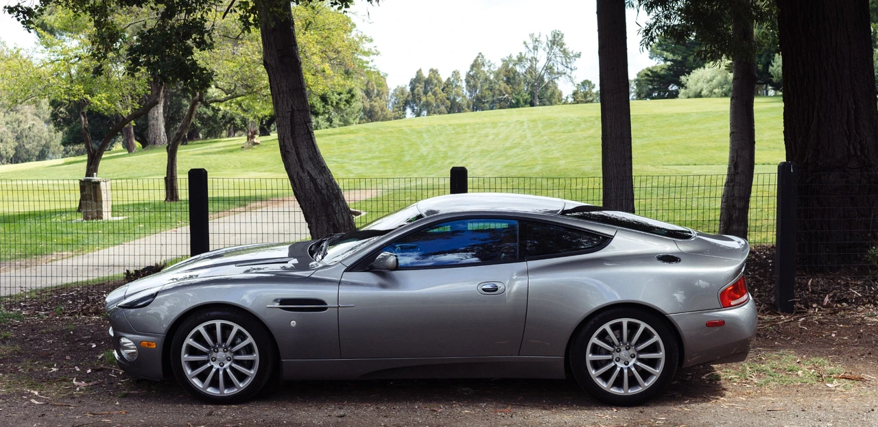 2003 Aston Martin Vanquish 1st Gen - Image 3 of 31