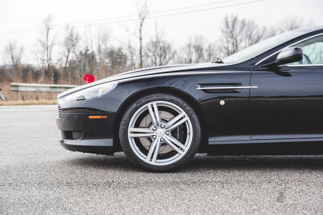 2008 Aston Martin DB9 - Image 25 of 31