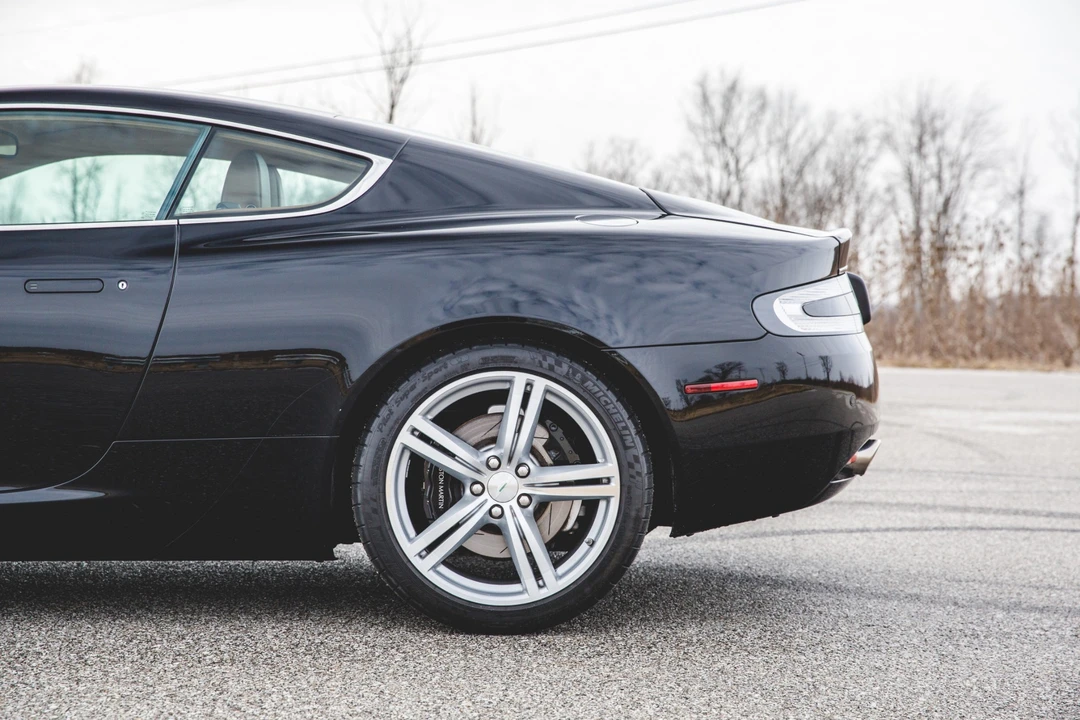 2008 Aston Martin DB9 - Image 26 of 31