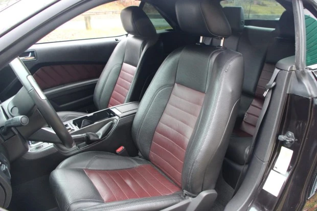 2012 Ford S197 Mustang - Image 4 of 6