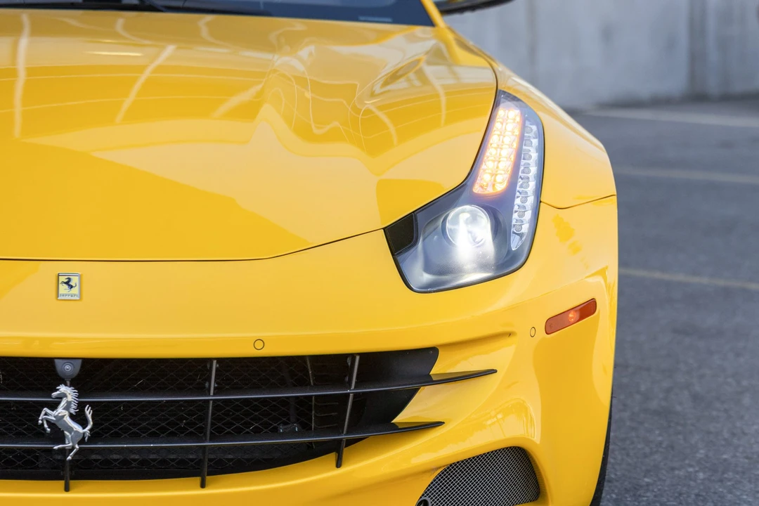 2014 Ferrari FF - Image 12 of 31
