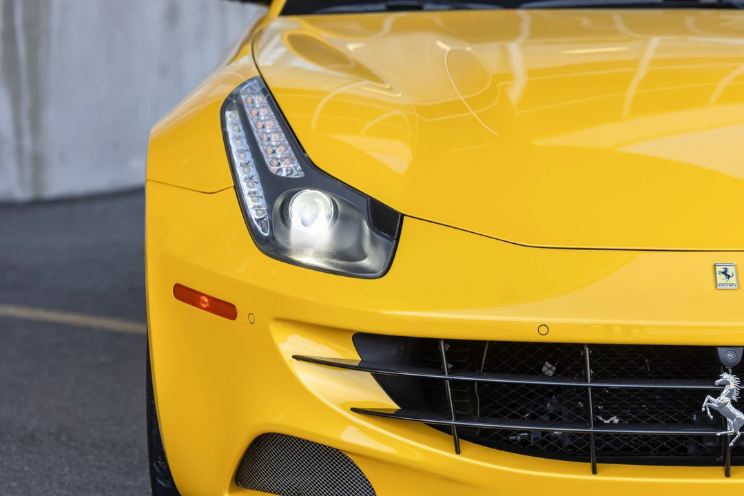 2014 Ferrari FF - Image 11 of 31