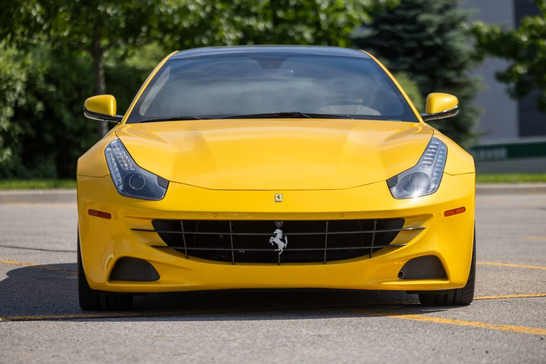 2014 Ferrari FF - Image 2 of 31