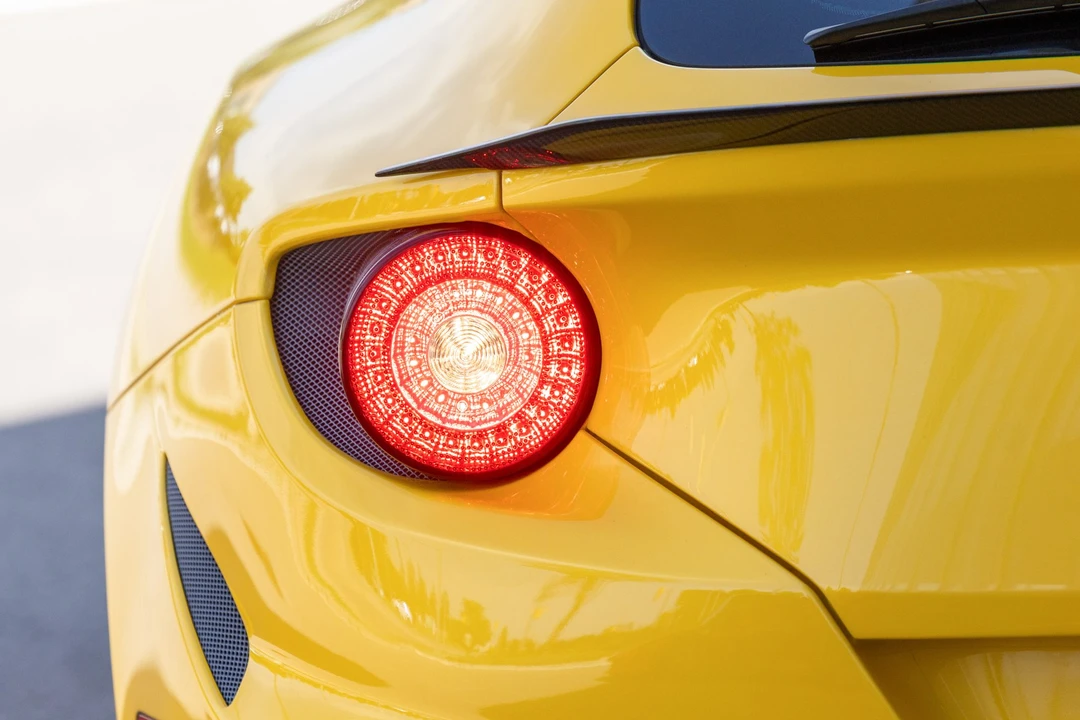 2014 Ferrari FF - Image 14 of 31