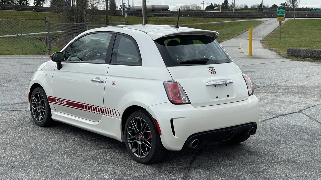 2017 Fiat Abarth 500 - Image 12 of 31