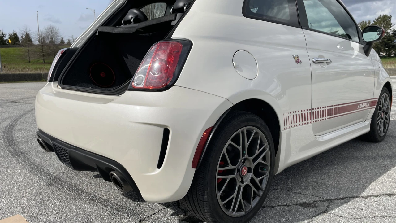2017 Fiat Abarth 500 - Image 30 of 31