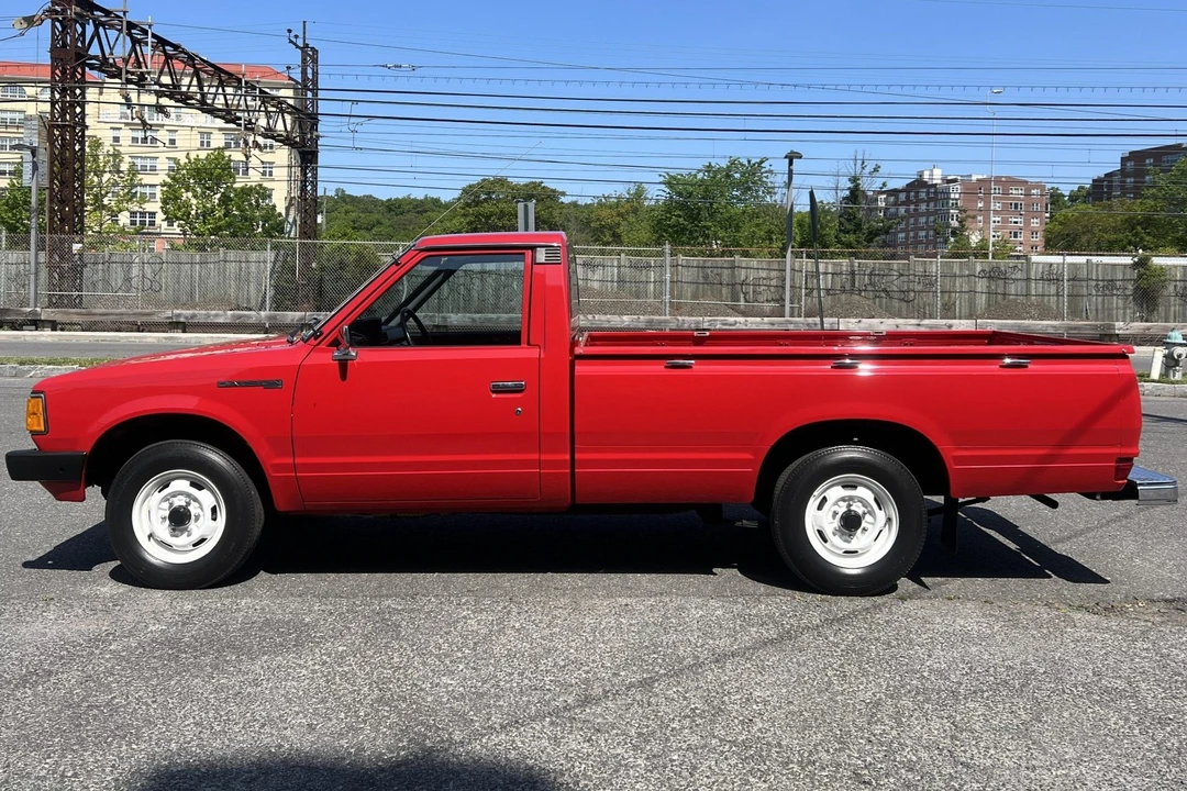 1980 Nissan - Image 4 of 31