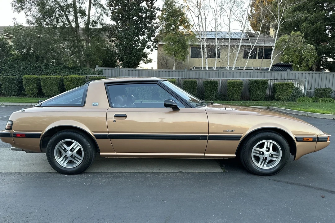 1981 Mazda RX-7 SA & FB - Image 8 of 31