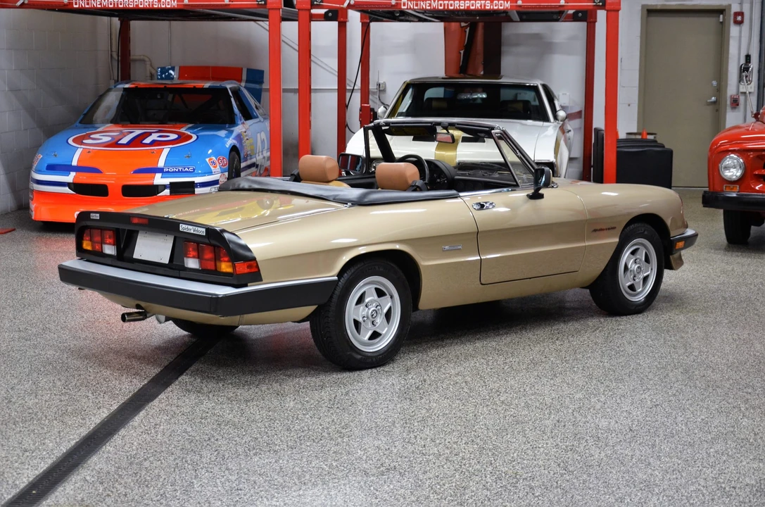 1986 Alfa Romeo Series 3 - Image 25 of 31