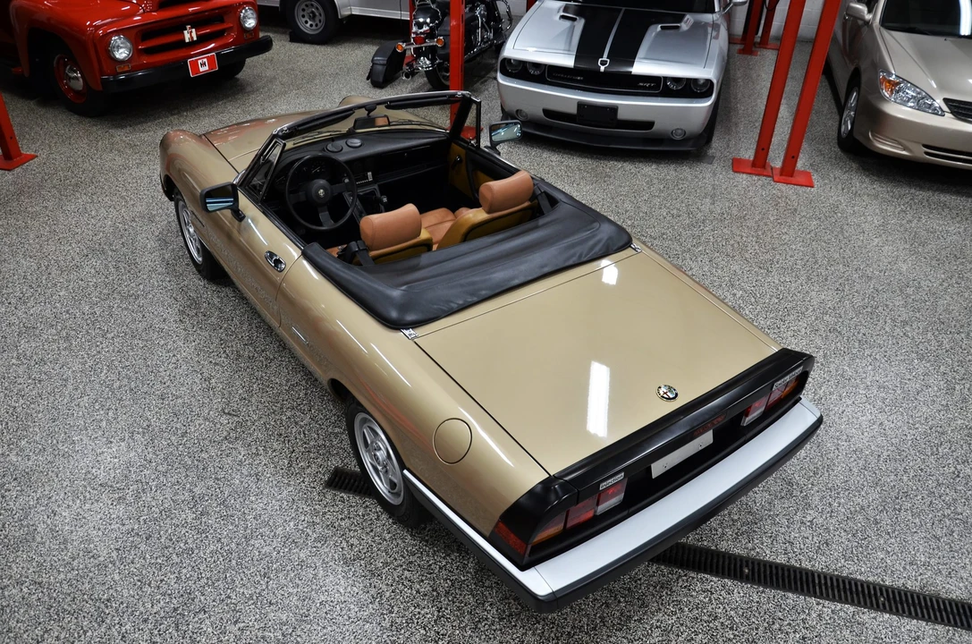 1986 Alfa Romeo Series 3 - Image 17 of 31