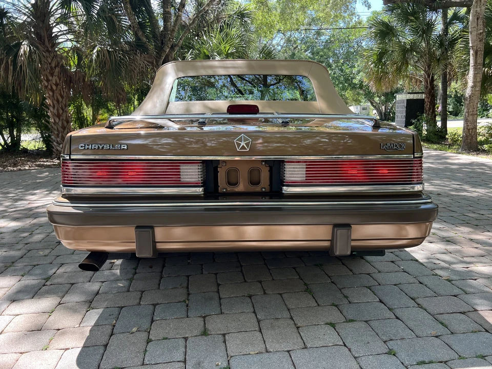1986 Chrysler K-Car - Image 10 of 31