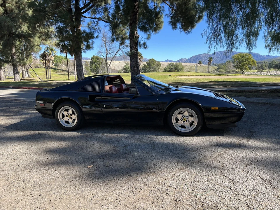 1986 Ferrari 328 GTS - Image 23 of 31