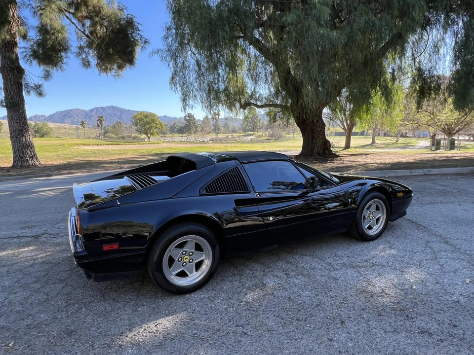 1986 Ferrari 328 GTS - Image 26 of 31