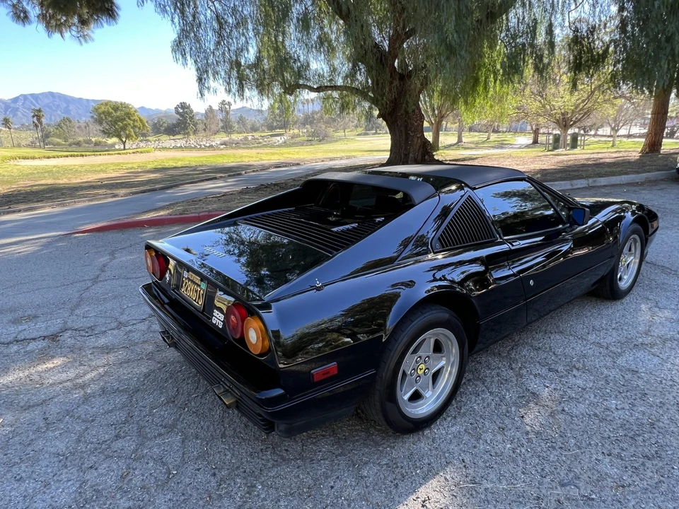 1986 Ferrari 328 GTS - Image 28 of 31