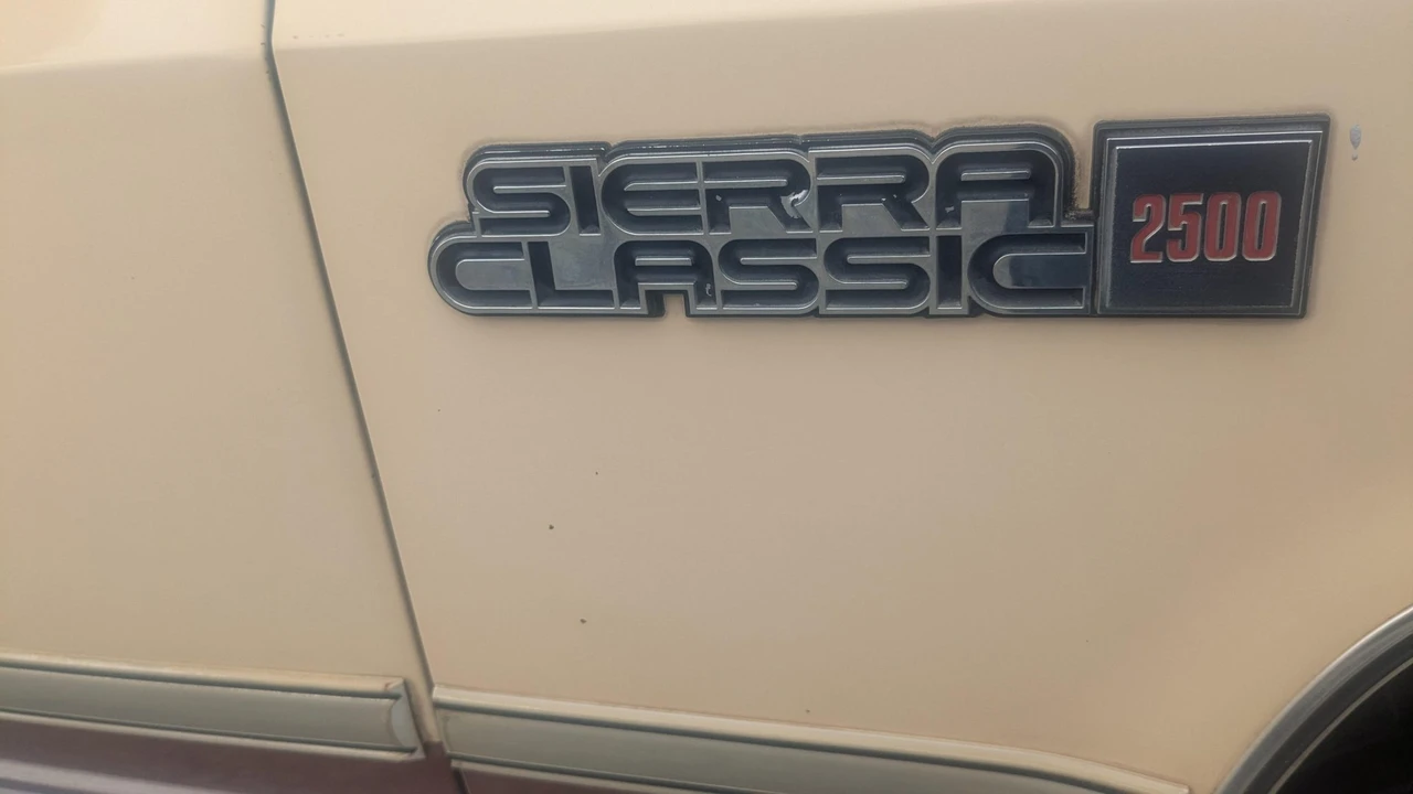 1986 GMC C/K 3rd Gen - Image 28 of 31