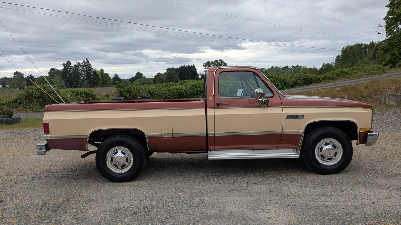 1986 GMC C/K 3rd Gen - Image 6 of 31