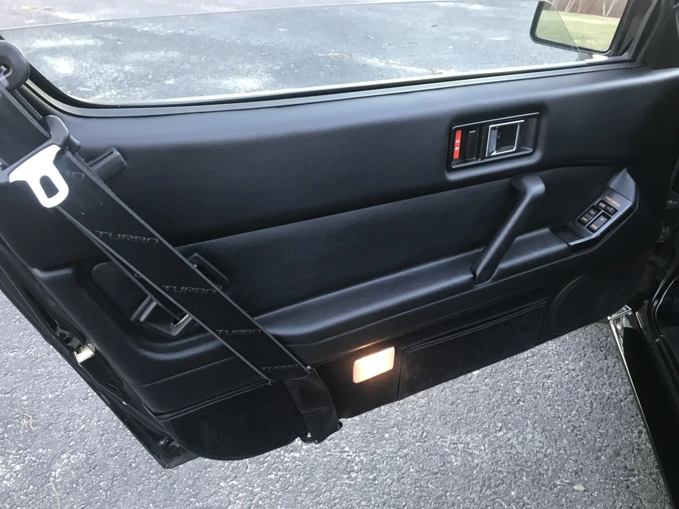 1986 Chrysler Conquest - Image 28 of 31