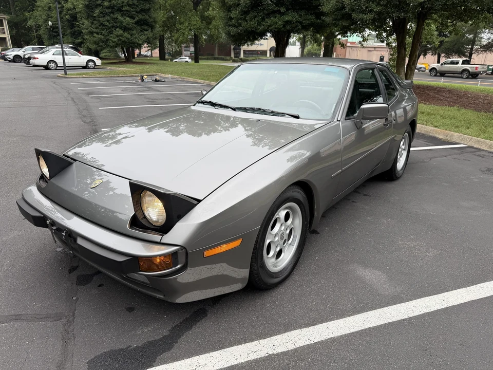 1986 Porsche 944 - Image 22 of 31