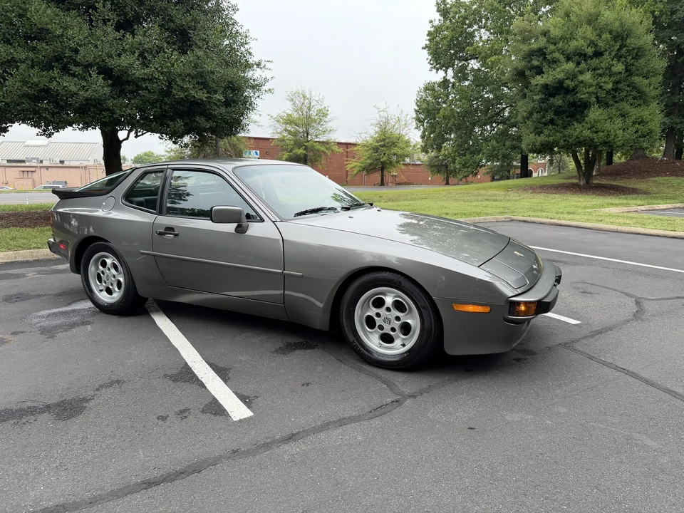 1986 Porsche 944 - Image 13 of 31