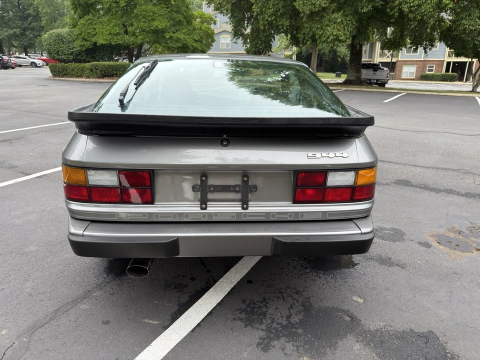 1986 Porsche 944 - Image 17 of 31