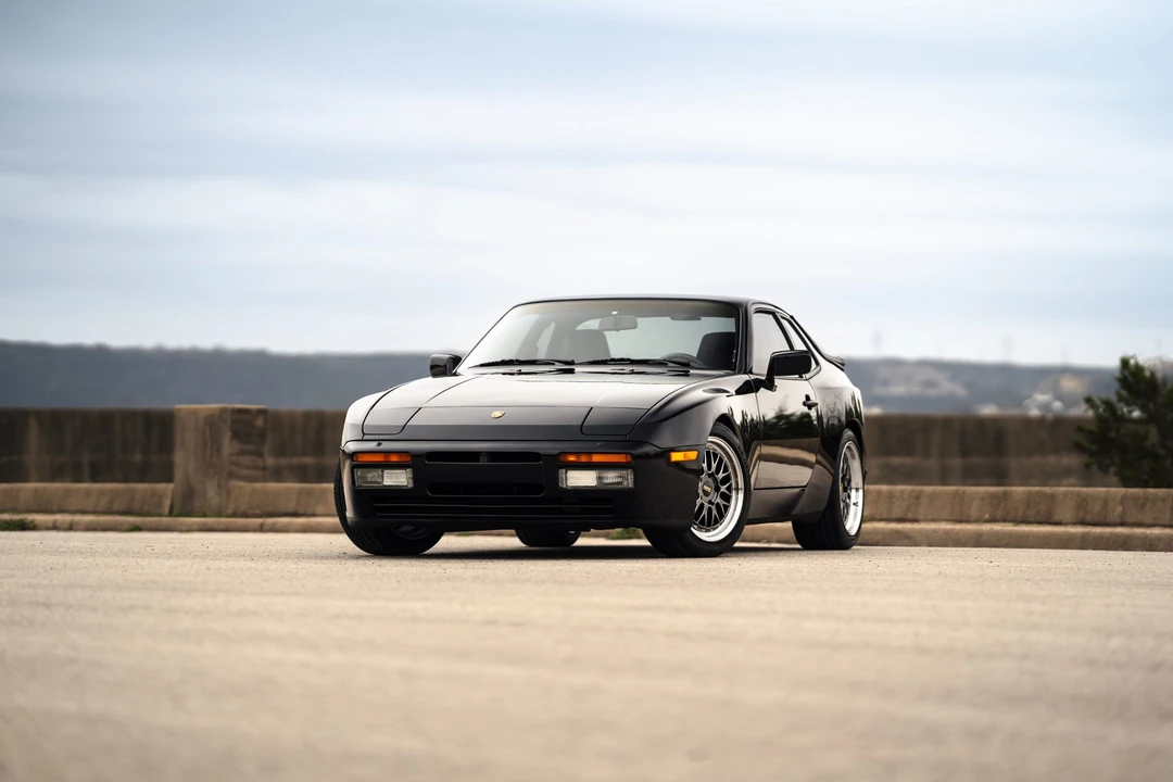 1986 Porsche 944 Turbo - Image 2 of 31