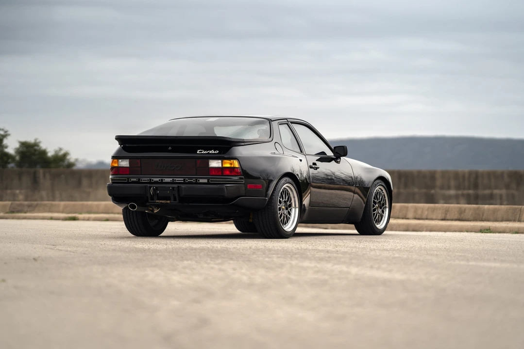 1986 Porsche 944 Turbo - Image 12 of 31