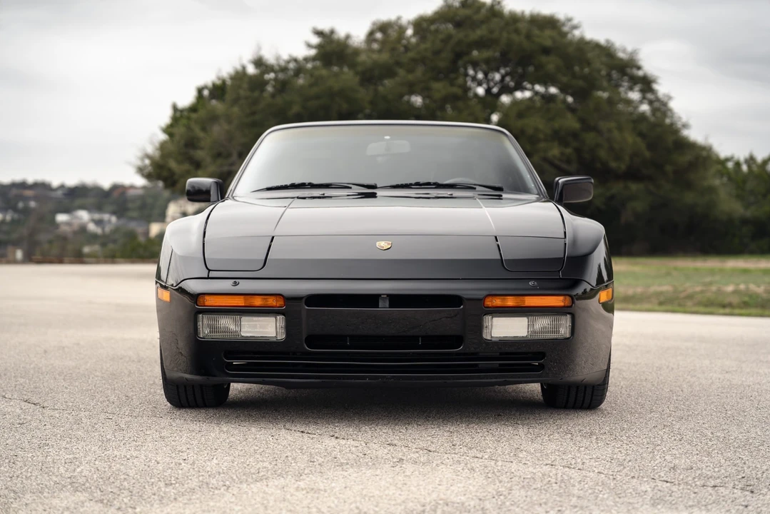 1986 Porsche 944 Turbo - Image 16 of 31