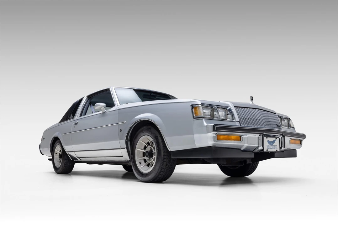 1987 Buick Regal - Image 2 of 31