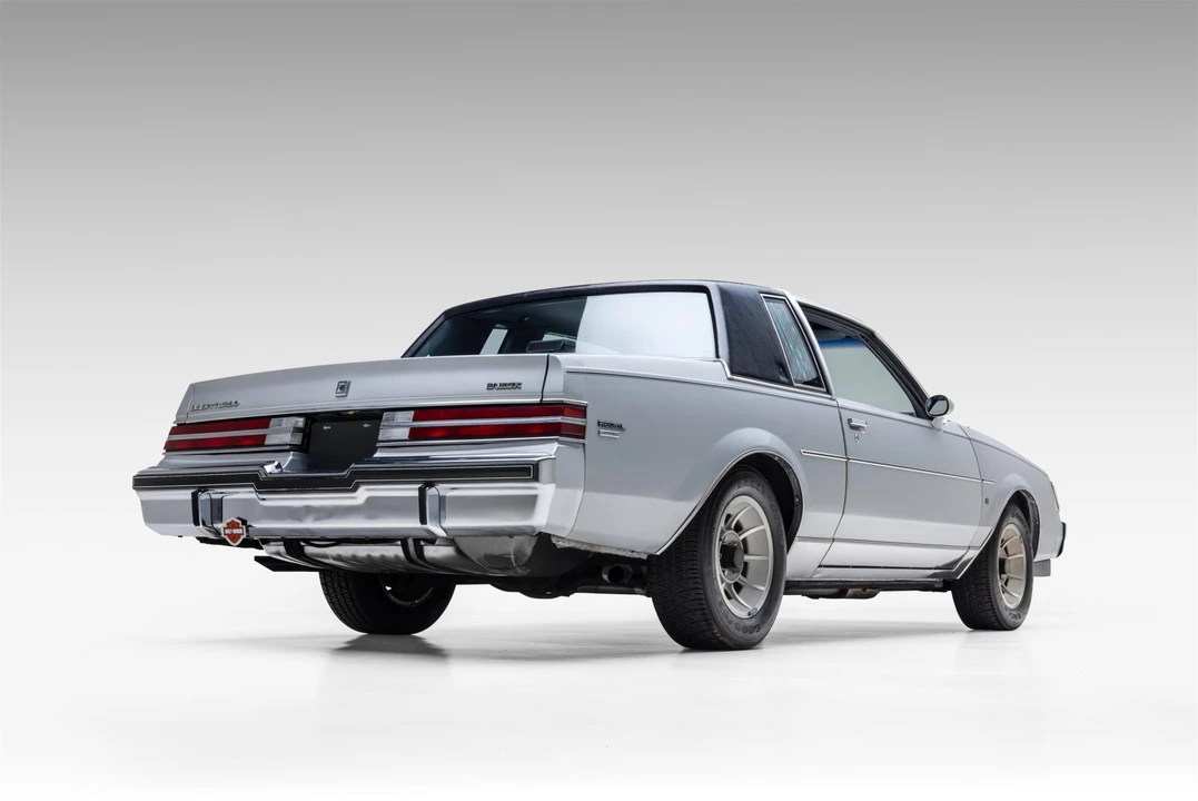 1987 Buick Regal - Image 18 of 31