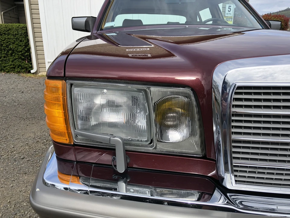 1987 Mercedes-Benz W126 S-Class Sedan - Image 24 of 31