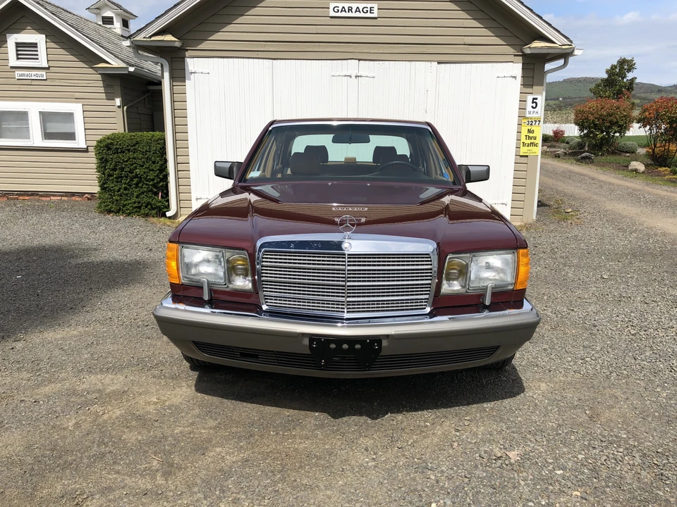 1987 Mercedes-Benz W126 S-Class Sedan - Image 2 of 31