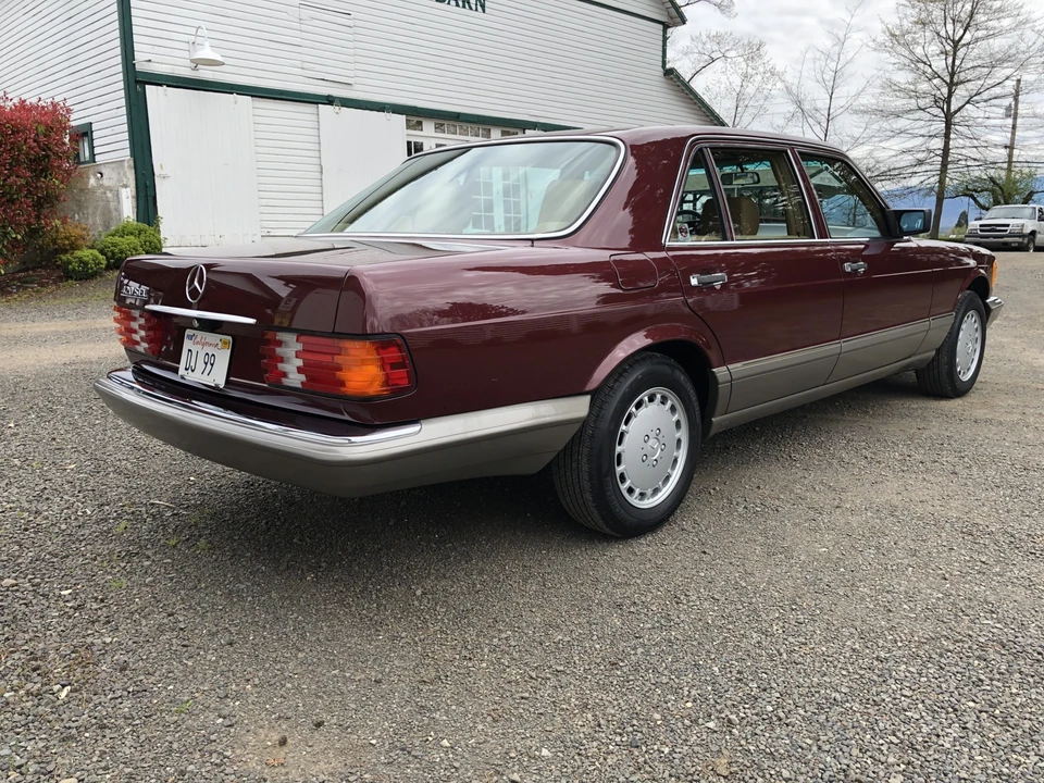 1987 Mercedes-Benz W126 S-Class Sedan - Image 8 of 31