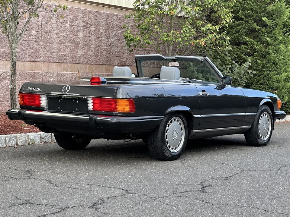 1987 Mercedes-Benz R107 SL-Class - Image 15 of 31