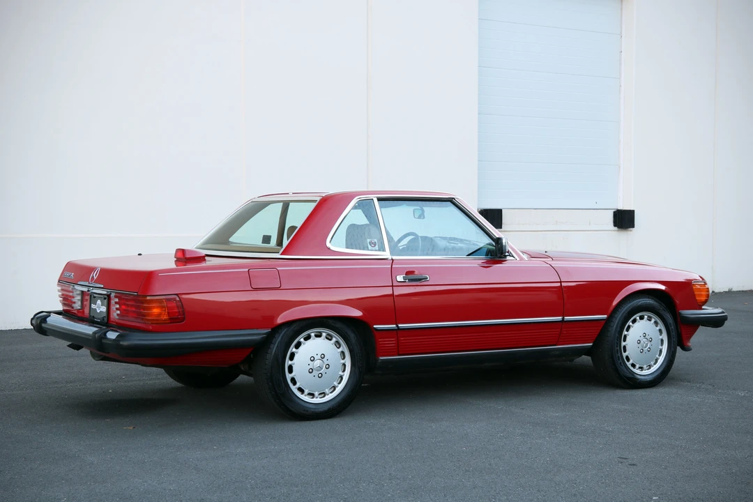 1987 Mercedes-Benz R107 SL-Class - Image 17 of 31
