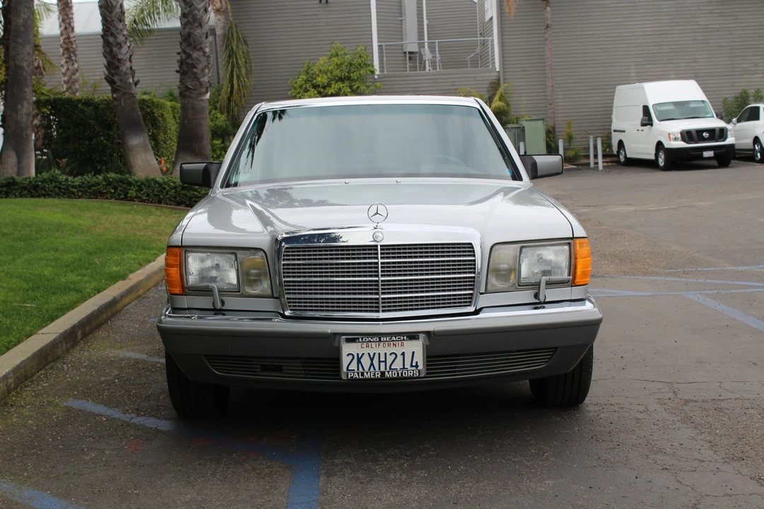1988 Mercedes-Benz W126 S-Class Sedan - Image 25 of 31