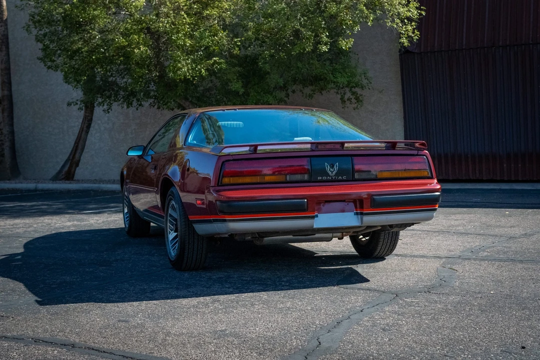 1988 Pontiac Firebird 3rd Gen - Image 14 of 31