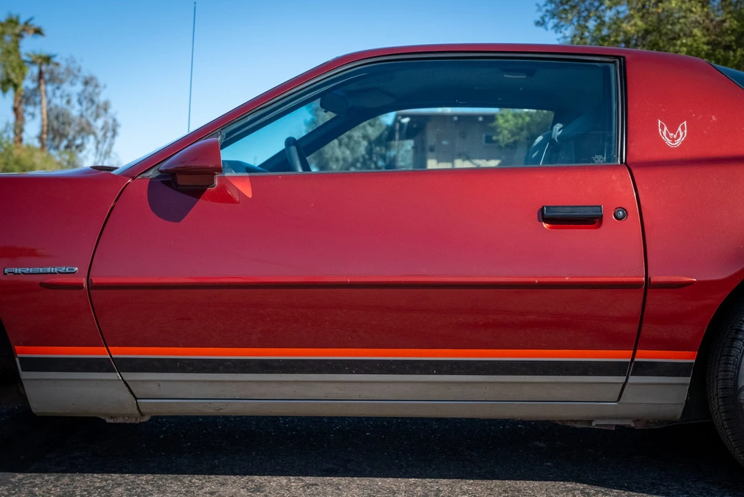 1988 Pontiac Firebird 3rd Gen - Image 24 of 31