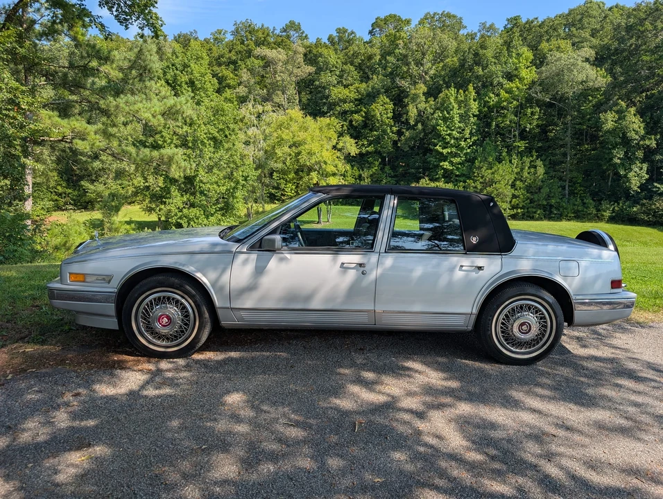1989 Cadillac Seville - Image 9 of 31