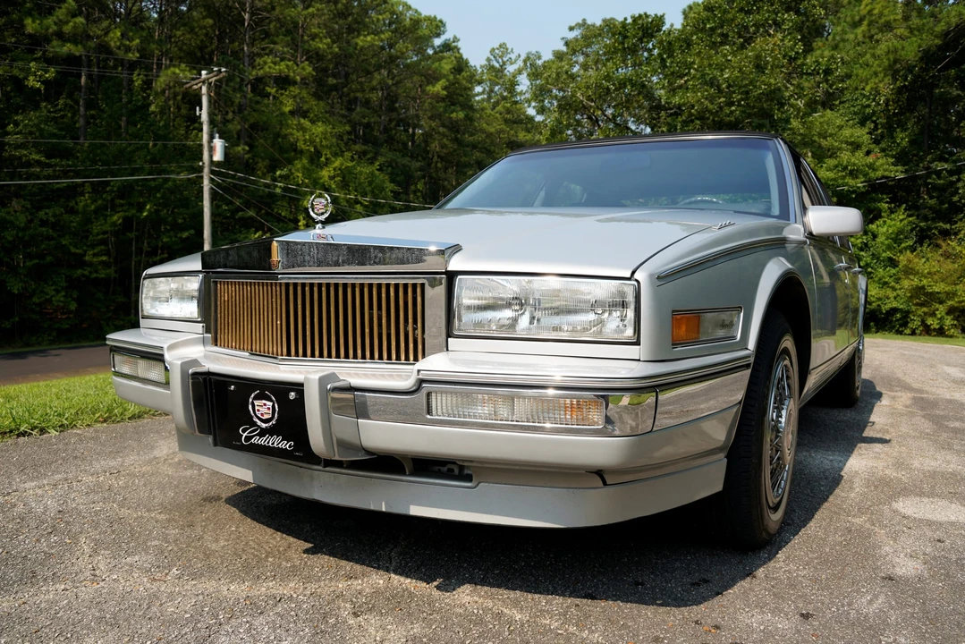 1989 Cadillac Seville - Image 13 of 31